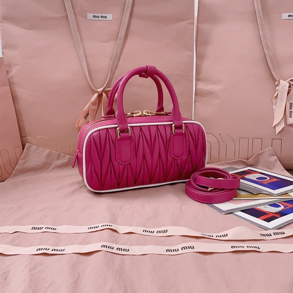 Dragons Bags Miun Miun Luxury Bag --122501