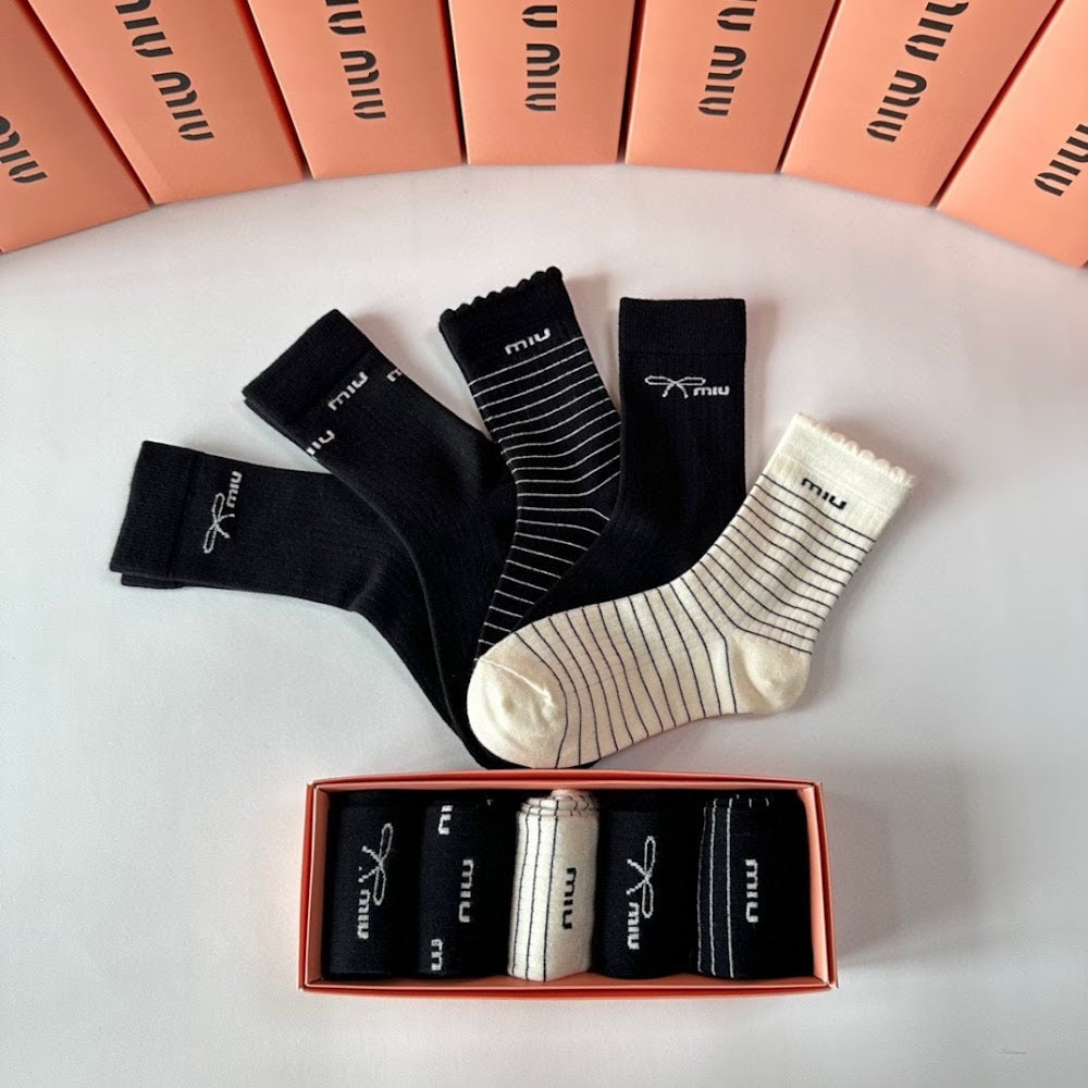 Dragons Bags Premium Luxury Socks --97763