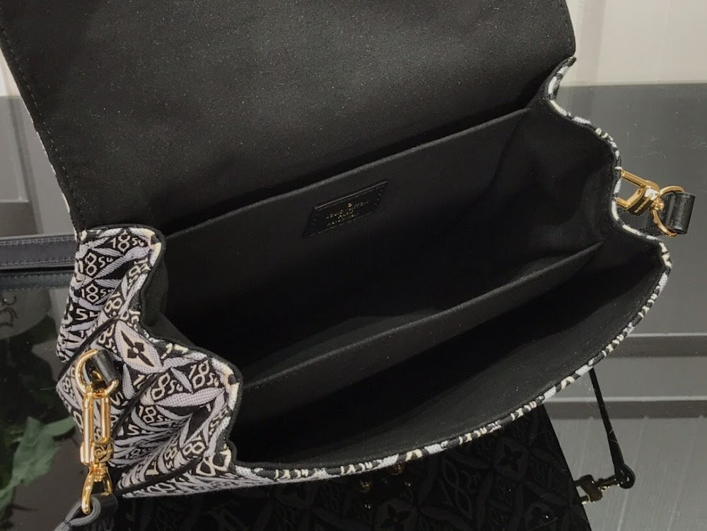 Dragons Bags ln Luxury Bag --59345