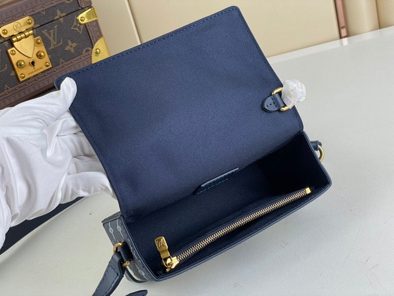 Dragons Bags ln Luxury Bag --61939