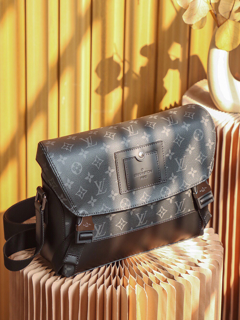 Dragons Bags ln Luxury Bag --70215
