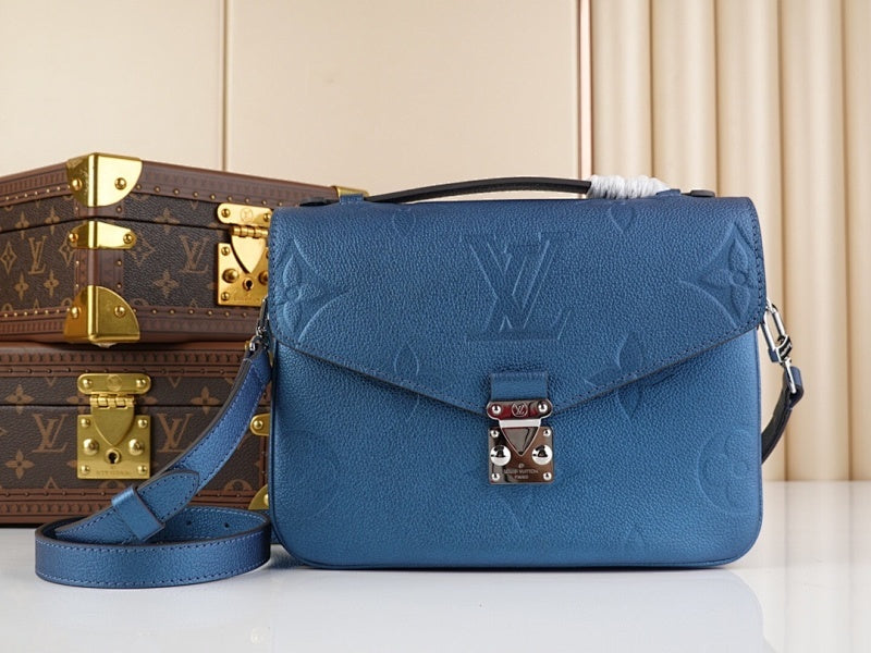 Dragons Bags ln Luxury Bag --60513