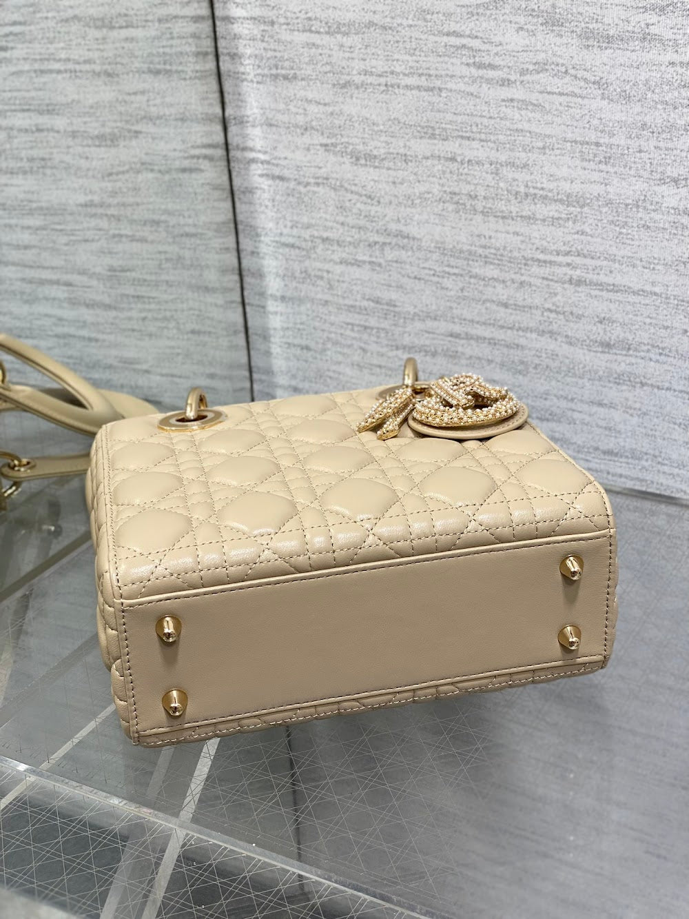 new-designer-premium-bags-nm16766