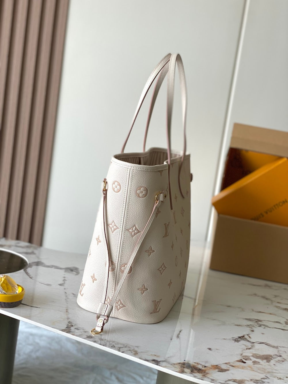 Dragons Bags ln Luxury Bag --96769