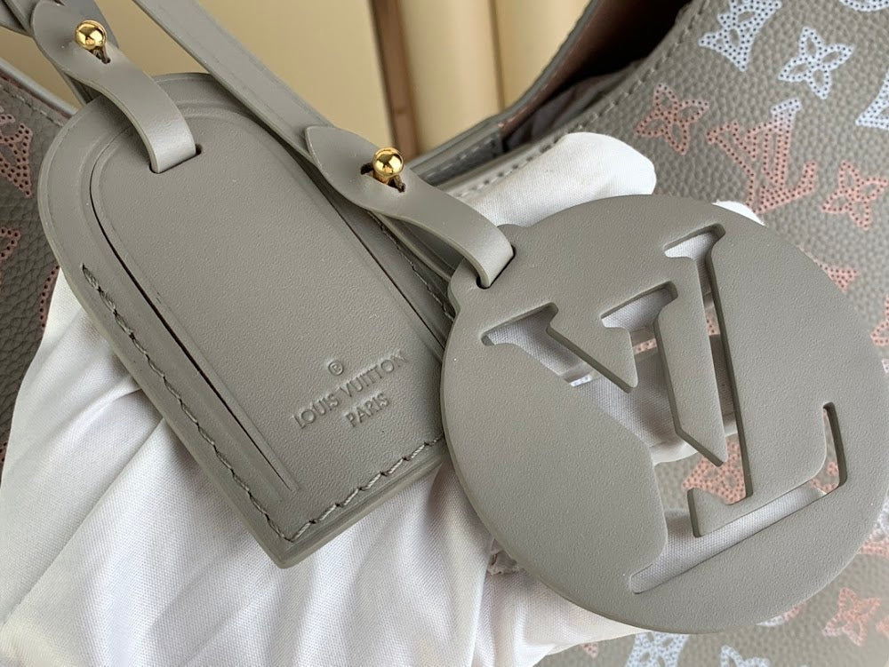 Dragons Bags ln Luxury Bag --61997