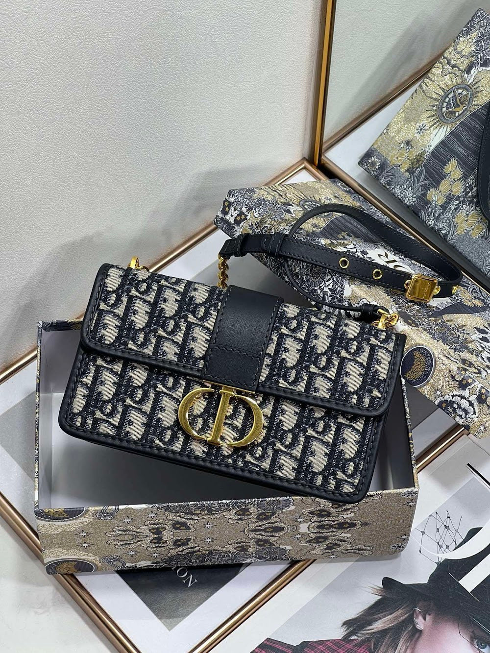 Dragons BagsDiorn Luxury Bag --116177