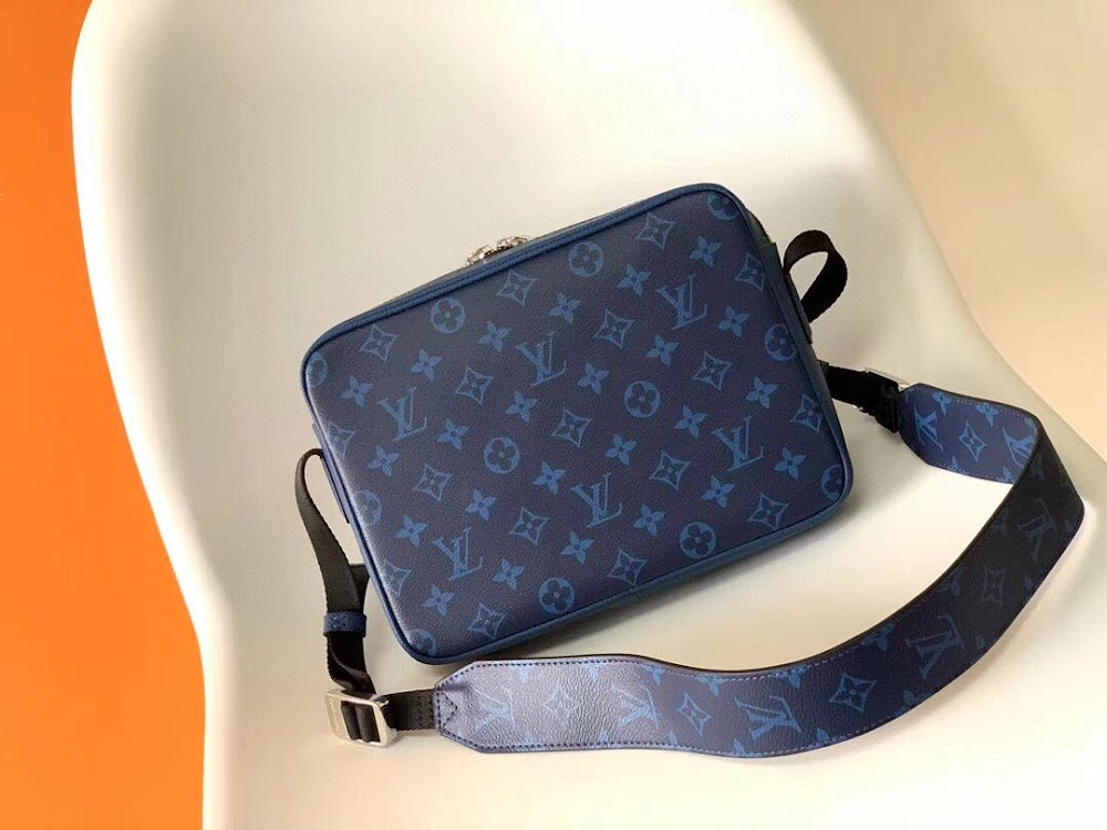 Dragons Bags ln Luxury Bag --71322