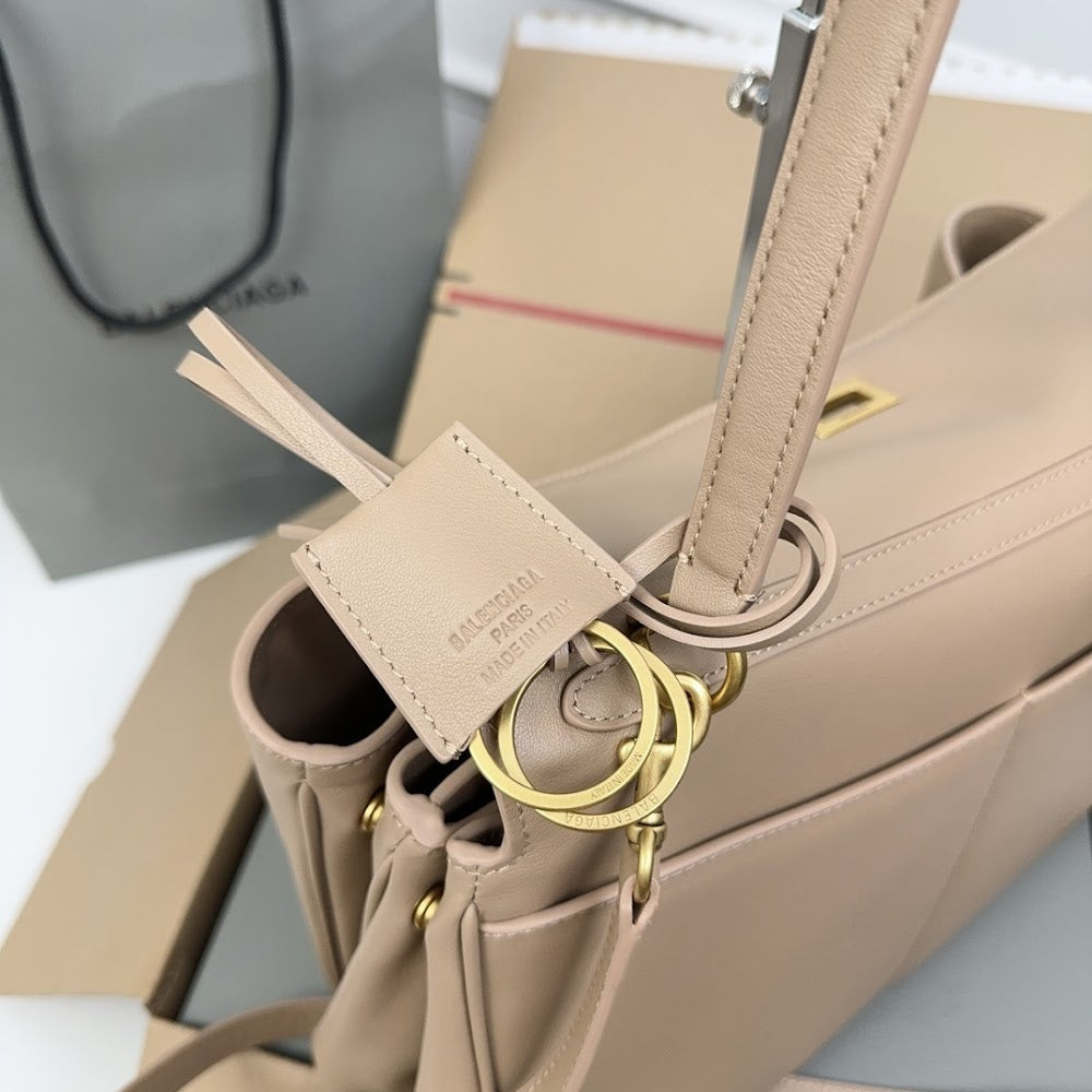 Dragons Bags Balenciaga Luxury Bag --111030