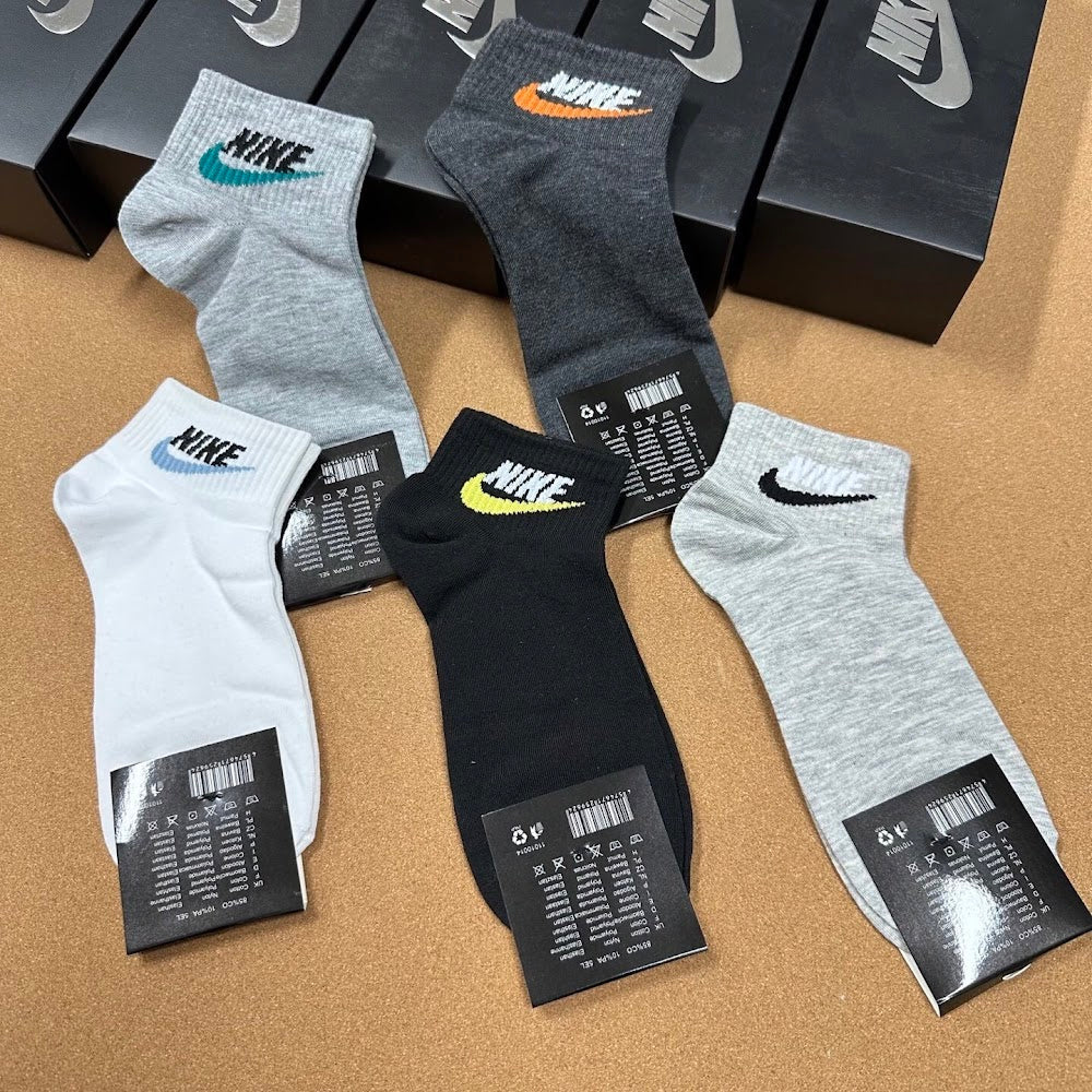 Dragons Bags Premium Luxury Socks --98312