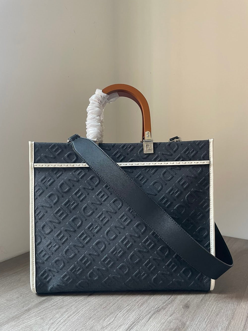 new-luxury-designer-bags-nm15658