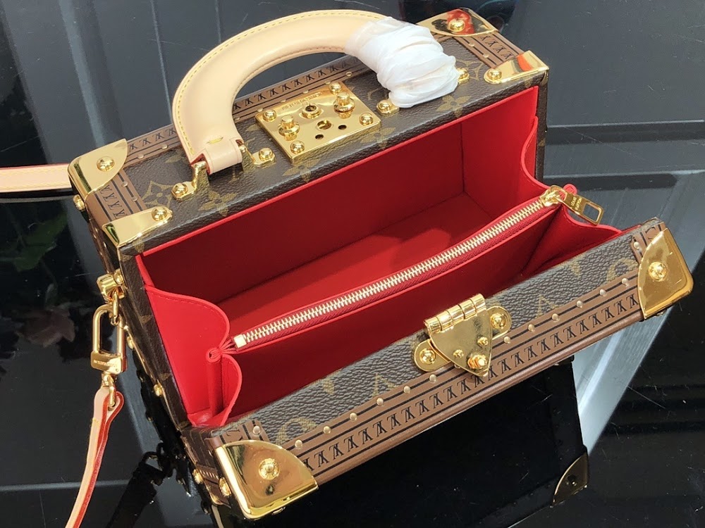 Dragons Bags ln Luxury Bag --56358