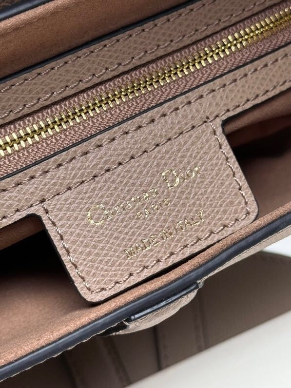 Dragons BagsDiorn Luxury Bag --115256