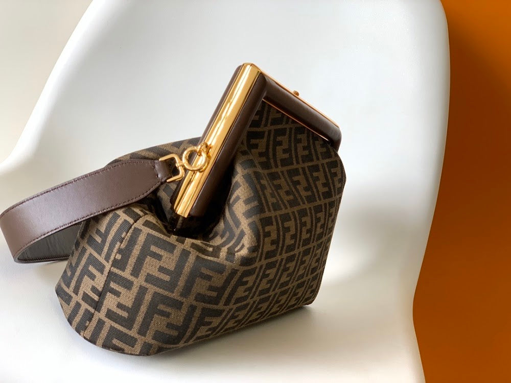 new-designer-premium-bags-nm15355