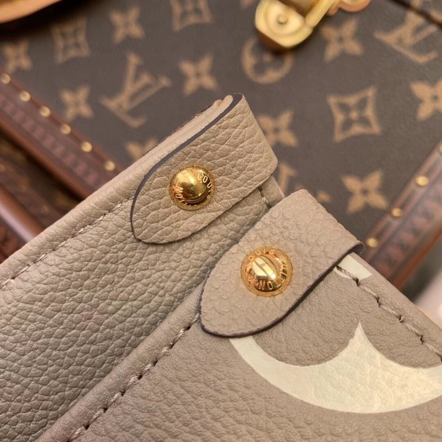 Dragons Bags ln Luxury Bag --97082