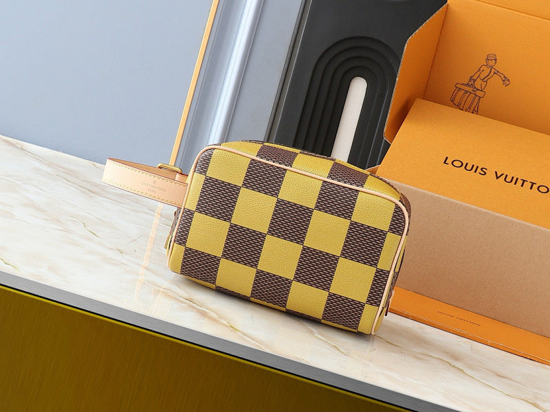 Dragons Bags ln Luxury Bag --81597