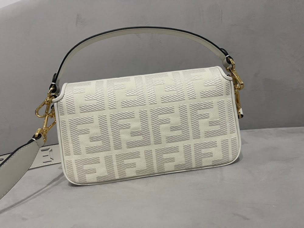 new-designer-premium-bags-nm15453