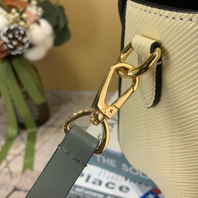 Dragons Bags ln Luxury Bag --59222