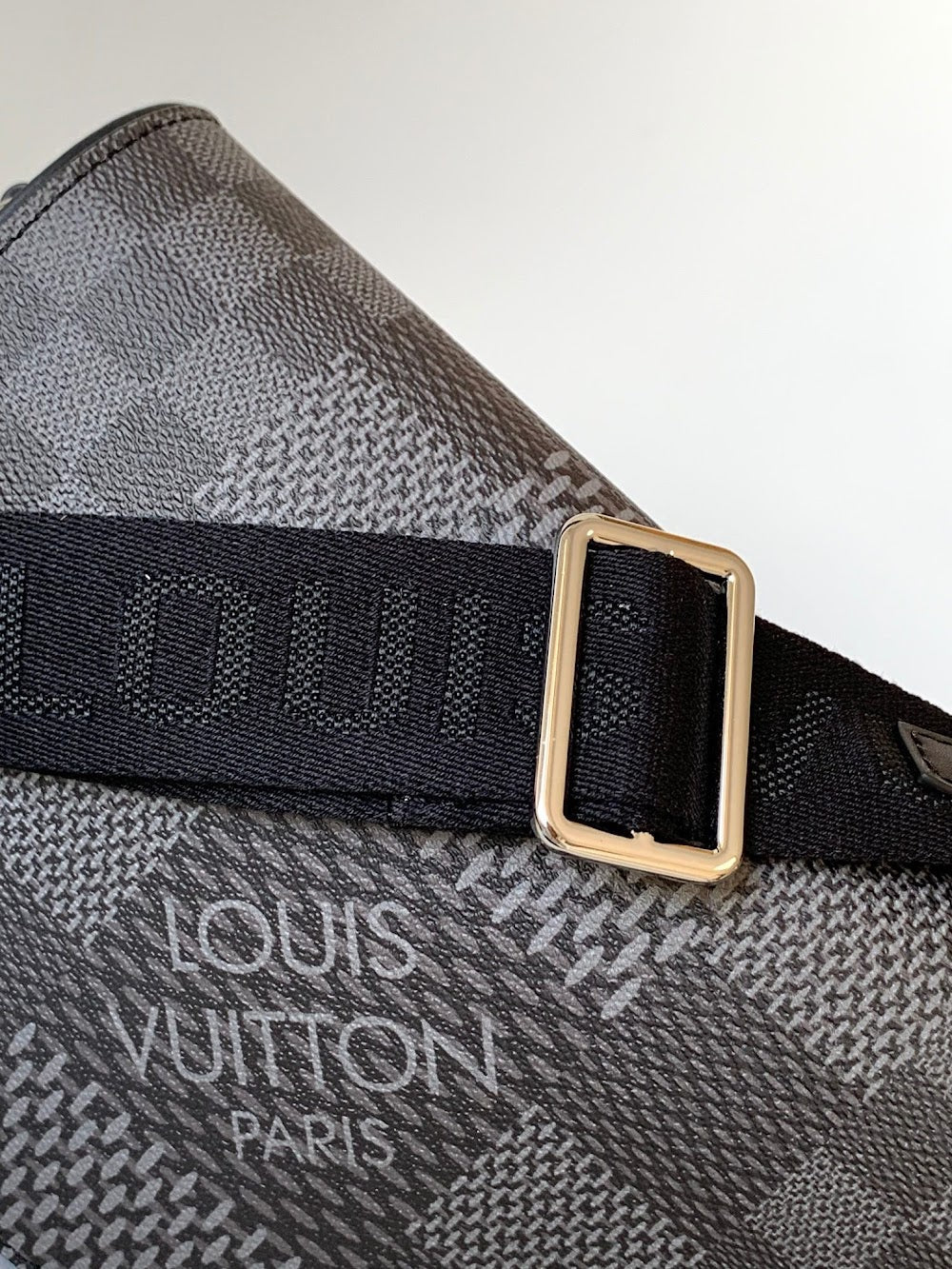 Dragons Bags ln Luxury Bag --71590