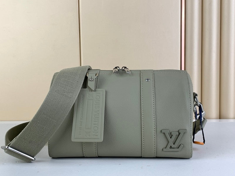 Dragons Bags ln Luxury Bag --61710