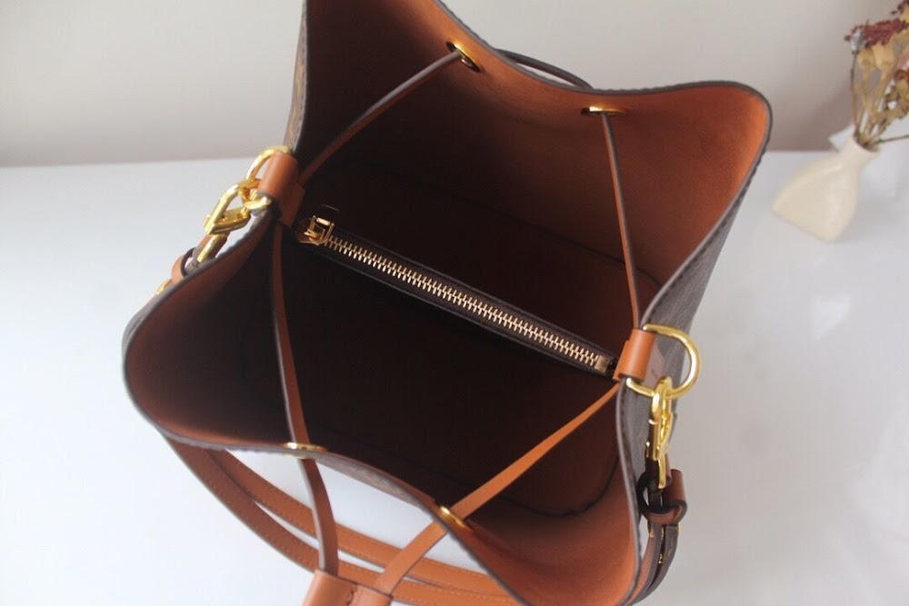Dragons Bags ln Luxury Bag --56376