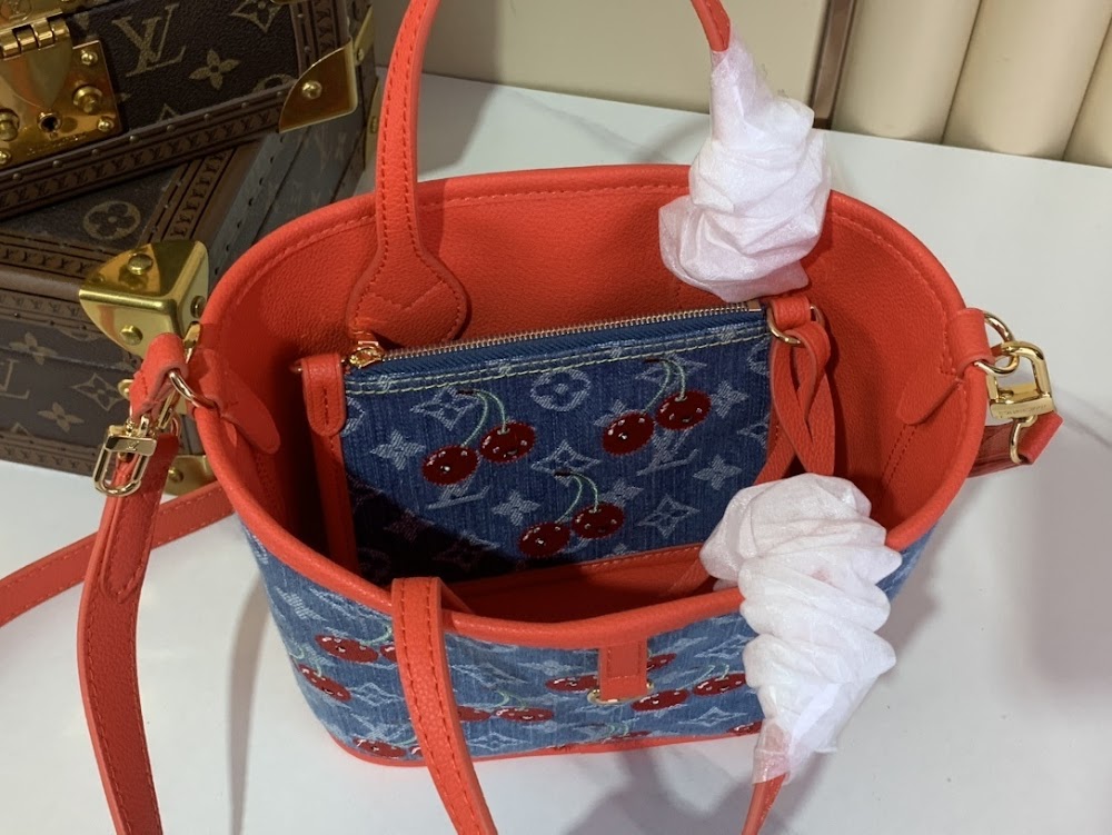 Dragons Bags ln Luxury Bag --69731
