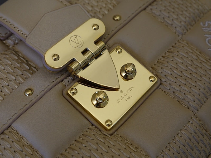 Dragons Bags ln Luxury Bag --60252
