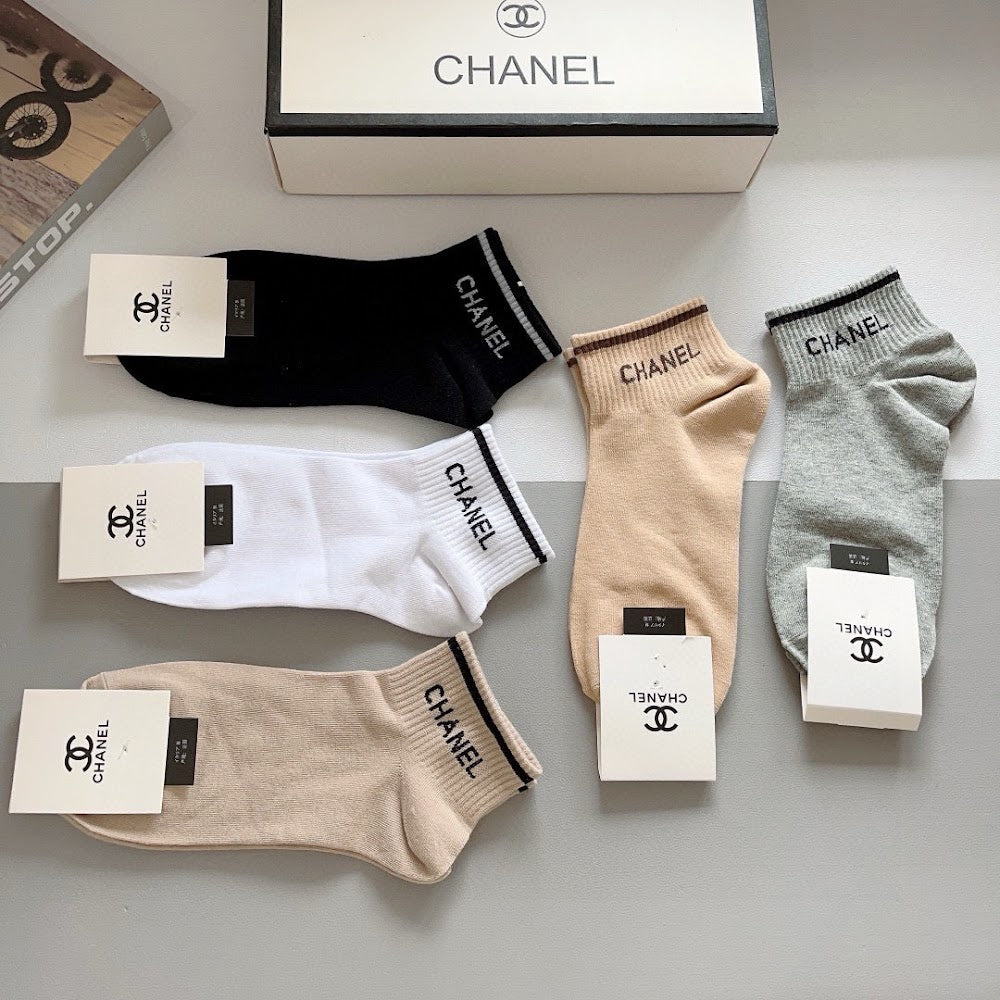 Dragons Bags Premium Luxury Socks --98136