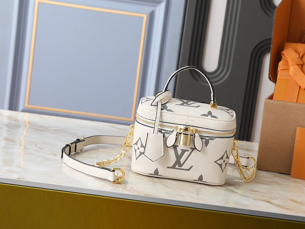 Dragons Bags ln Luxury Bag --77726