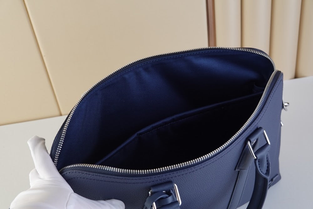 Dragons Bags ln Luxury Bag --61320