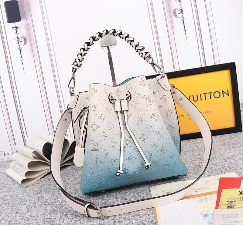 Dragons Bags ln Luxury Bag --78211