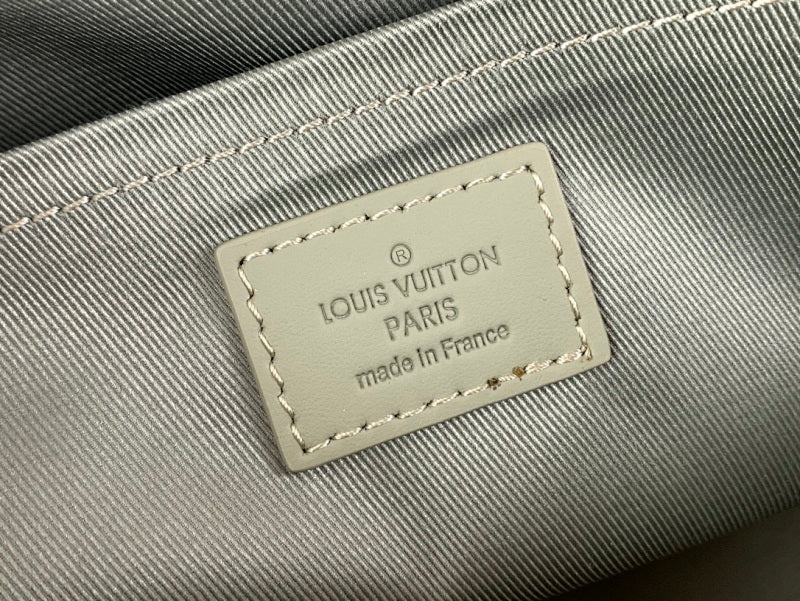 Dragons Bags ln Luxury Bag --61710
