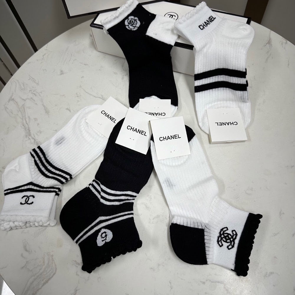 Dragons Bags Premium Luxury Socks --98314