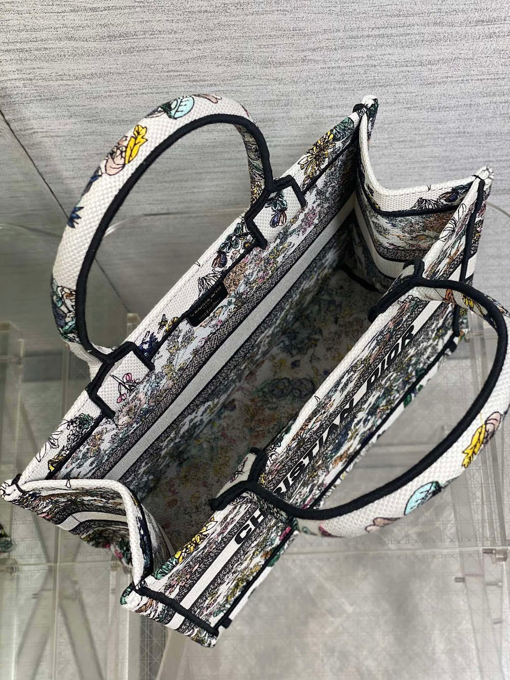 new-luxury-designer-bags-nm16860