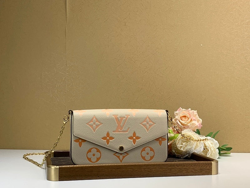 Dragons Bags ln Luxury Bag --59769