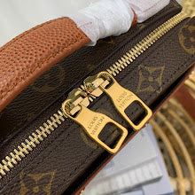 new-luxury-designer-bags-nm4897