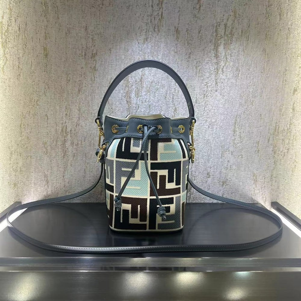 new-designer-premium-bags-nm15665