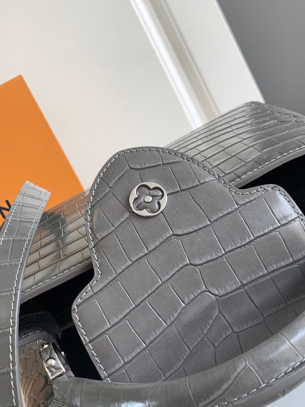 Dragons Bags ln Luxury Bag --96833