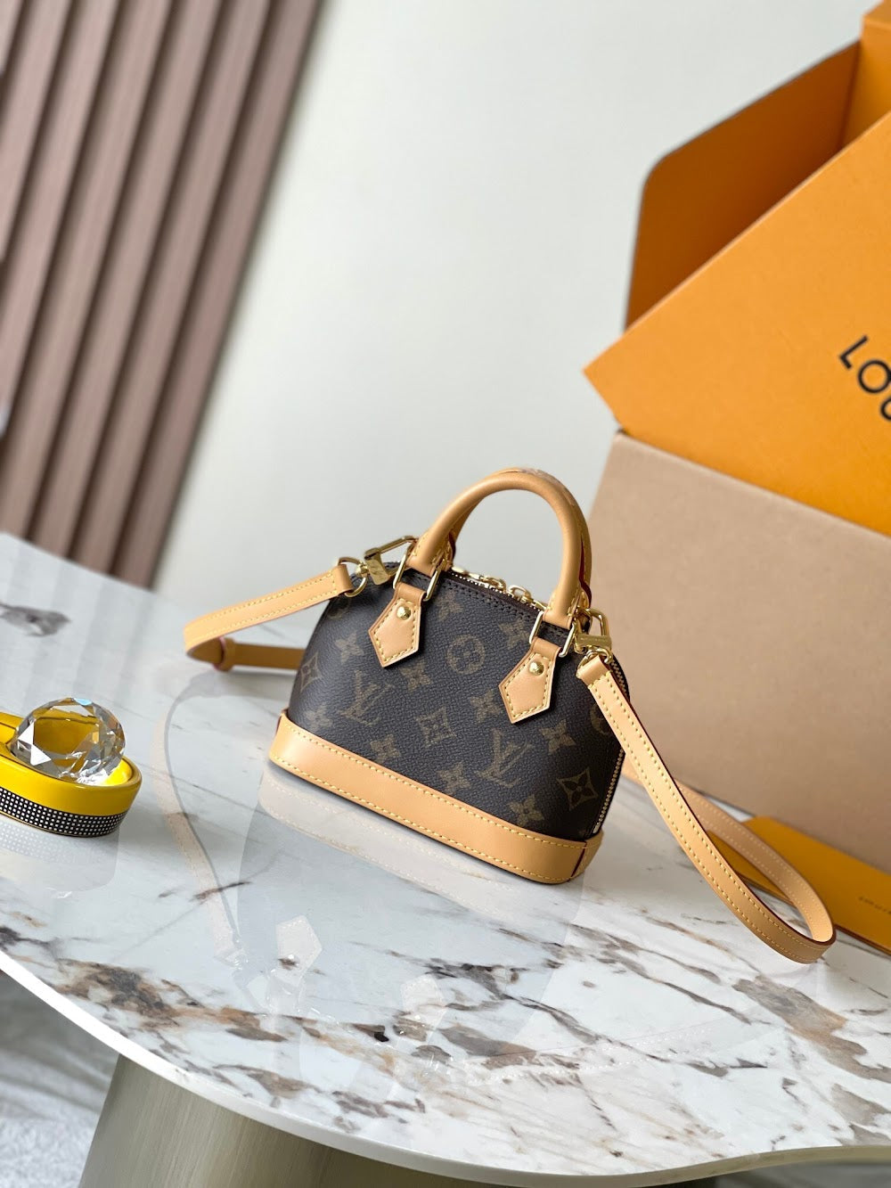 Dragons Bags ln Luxury Bag --97207