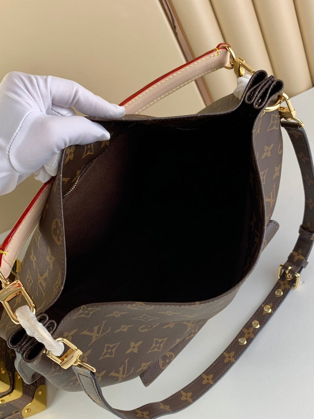 Dragons Bags ln Luxury Bag --67698