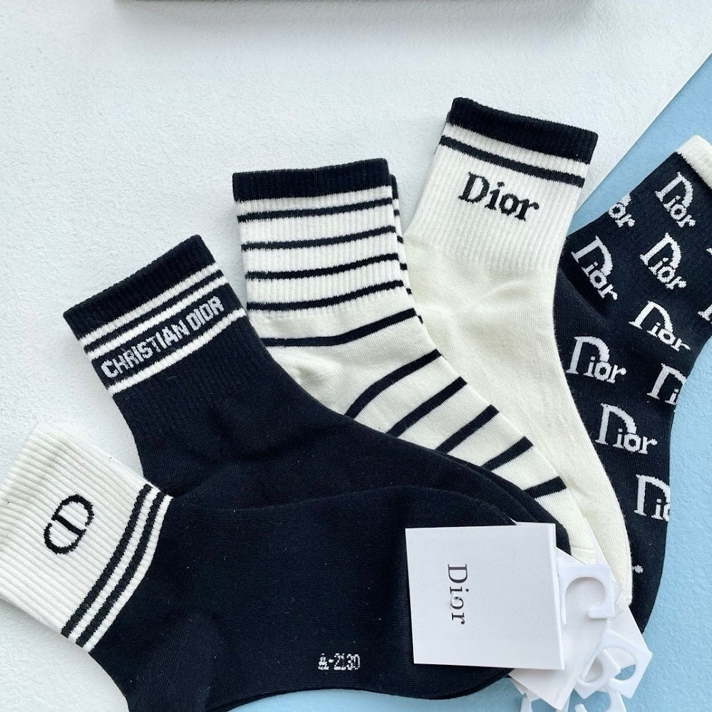Dragons Bags Premium Luxury Socks --97645