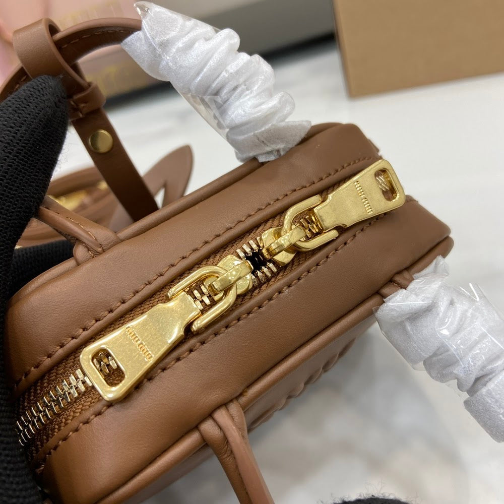 Dragons Bags Miun Miun Luxury Bag --122201