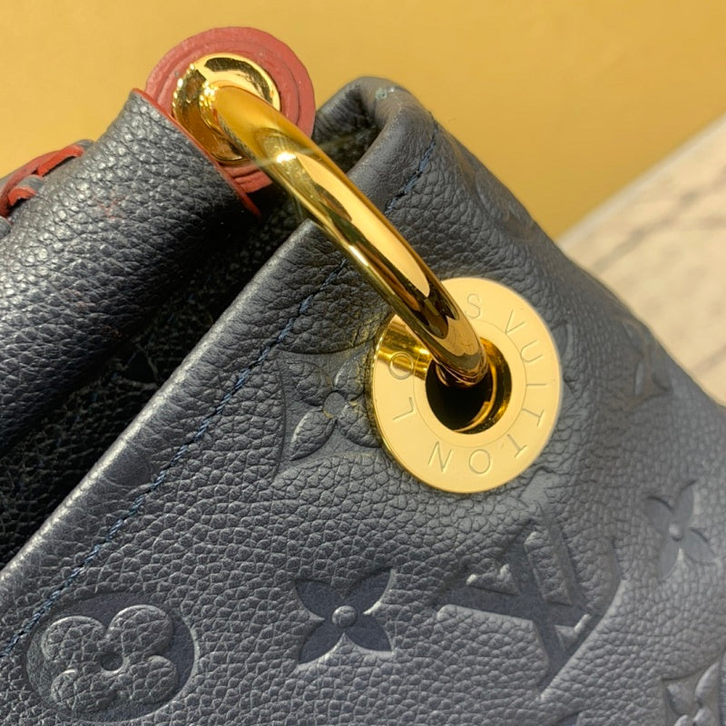 Dragons Bags ln Luxury Bag --59170