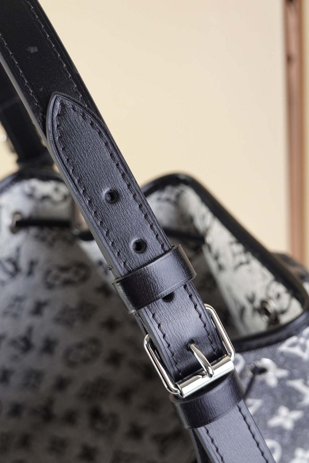 Dragons Bags ln Luxury Bag --61335