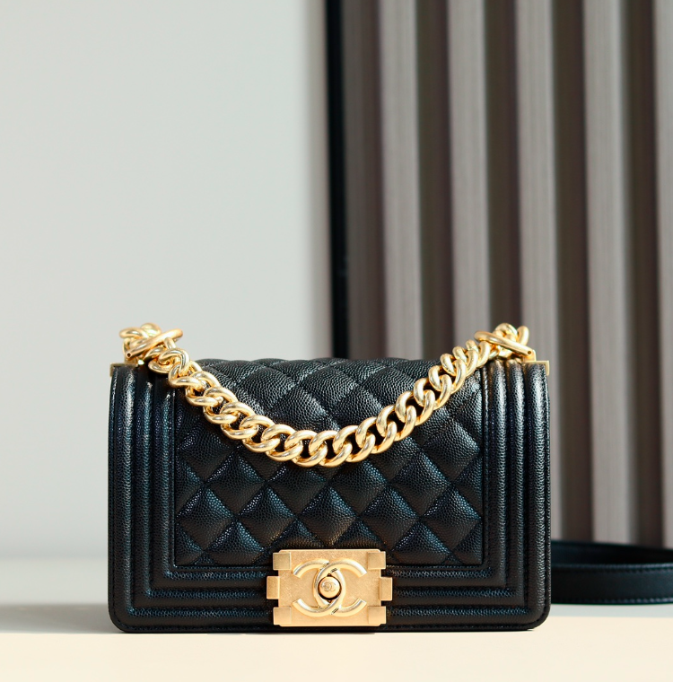 new-luxury-designer-bags-nm10230