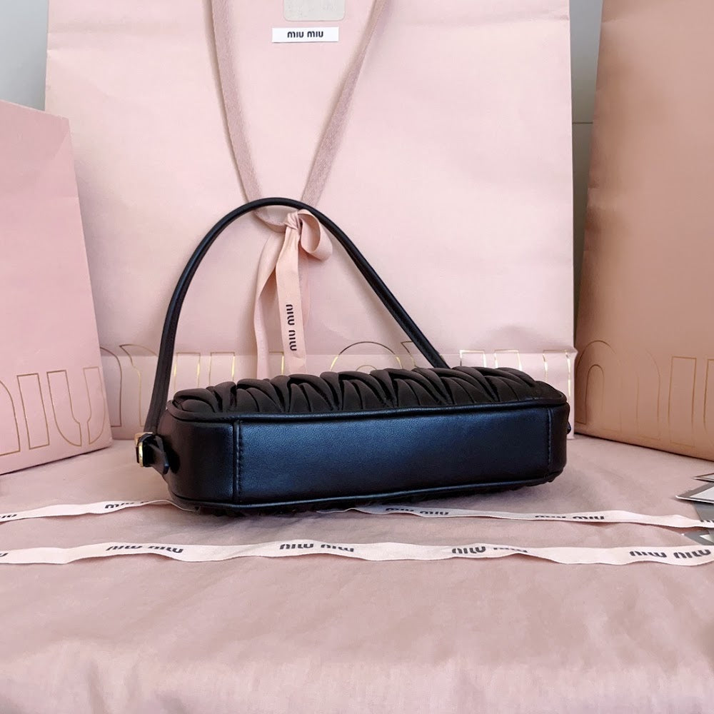 Dragons Bags Miun Miun Luxury Bag --122711