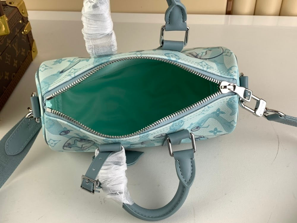 Dragons Bags ln Luxury Bag --61717