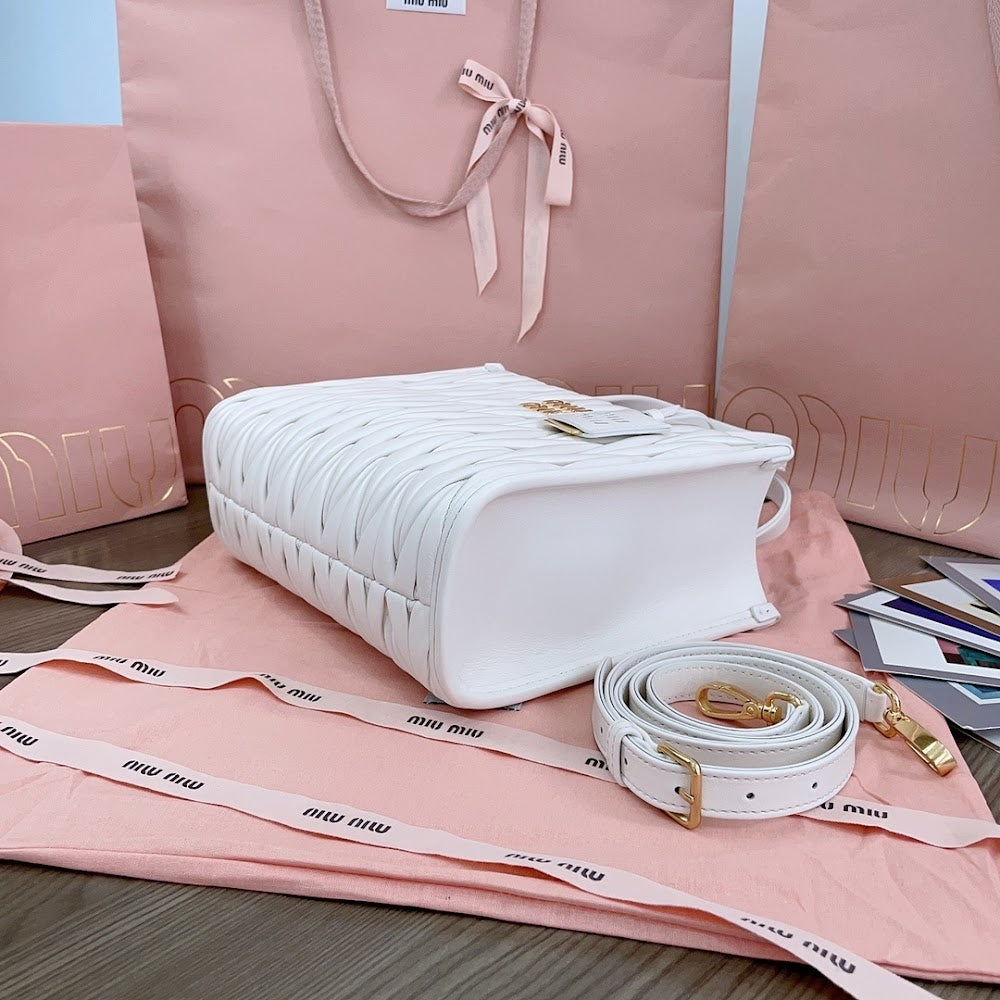 Dragons Bags Miun Miun Luxury Bag --122358