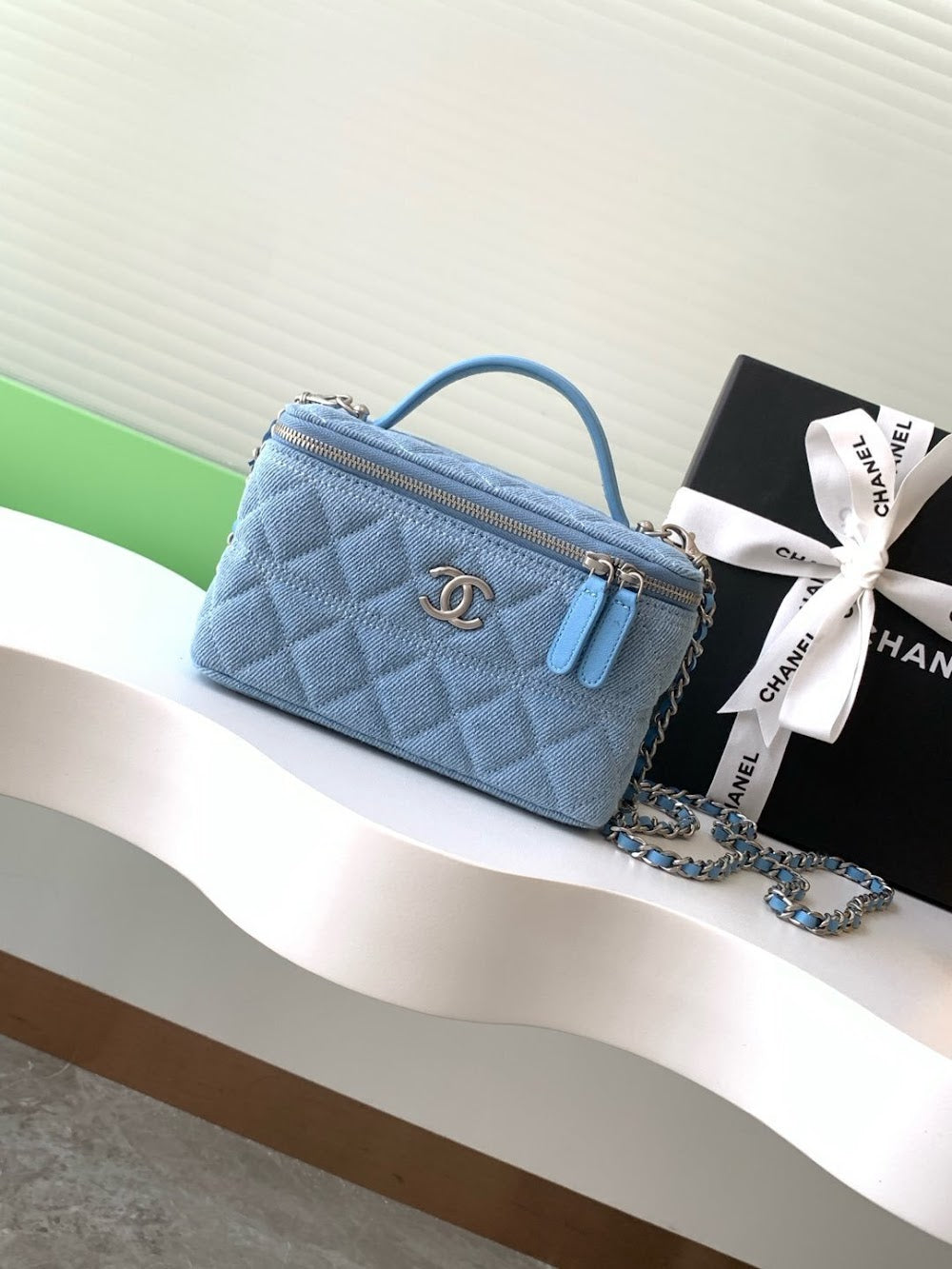 new-luxury-designer-bags-nm9760