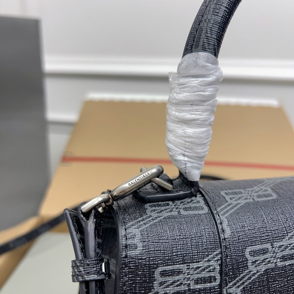 Dragons Bags Balenciaga Luxury Bag --111819
