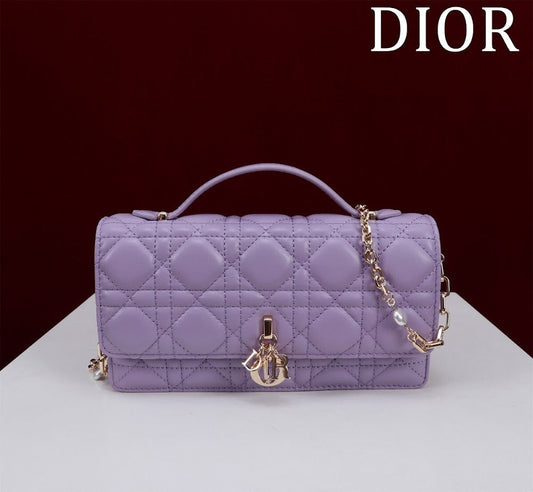 Dragons BagsDiorn Luxury Bag --116238
